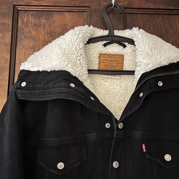 Levi’s shearling lined denim jacket size XL - Picture 2 of 4
